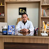 logo DR. GUSTAVO BALDERRAMA