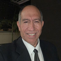 Dr. Julio César Morales Cárdenas