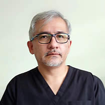 Dr. Mauricio Paredes