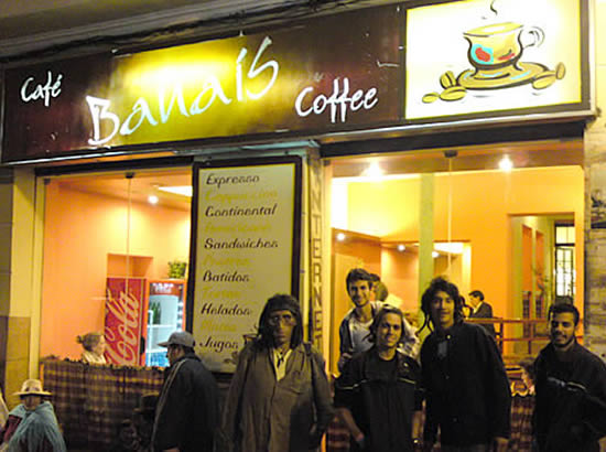 CAFÉ BANAIS