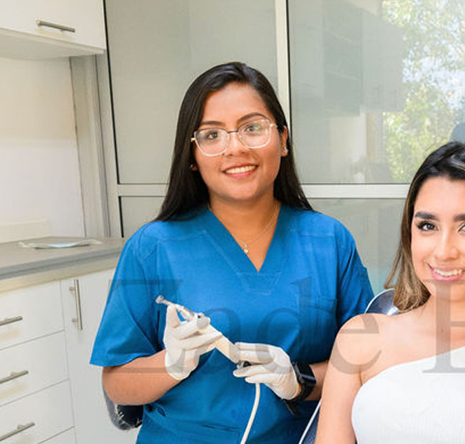 Dra. Vanessa Limache