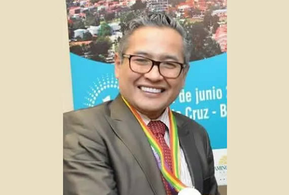 DR. IGNACIO TAPIA VARGAS 0