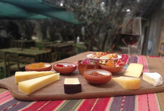 FLOR DE LECHE S.R.L. FLOR DE LECHE S.R.L.