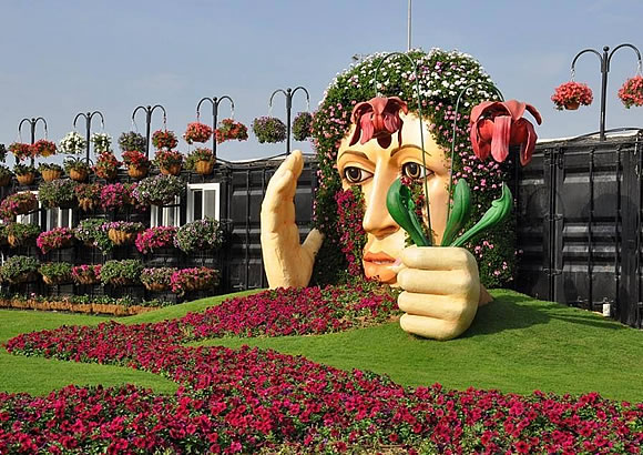 GARDEN WORLD LTDA. 2