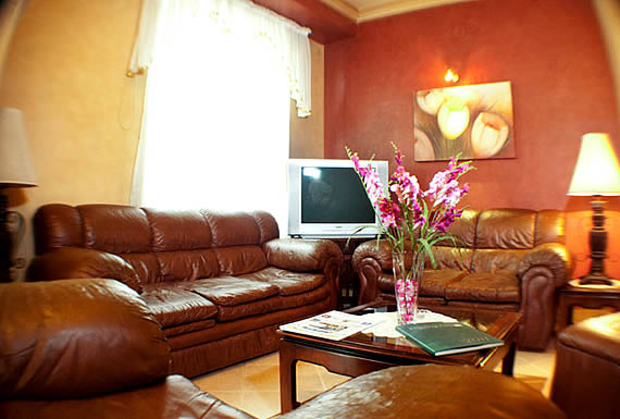 HOTEL MONSERRAT * * * 1