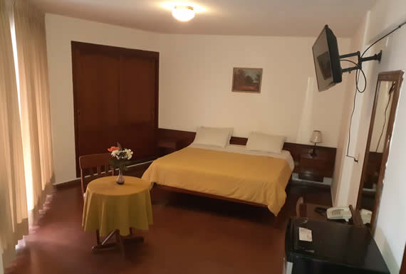 GRAN HOTEL MEDITERRANEO 1