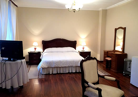 HOTEL INDEPENDENCIA * * * * 1