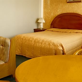 HOTEL REGINA * * * 4