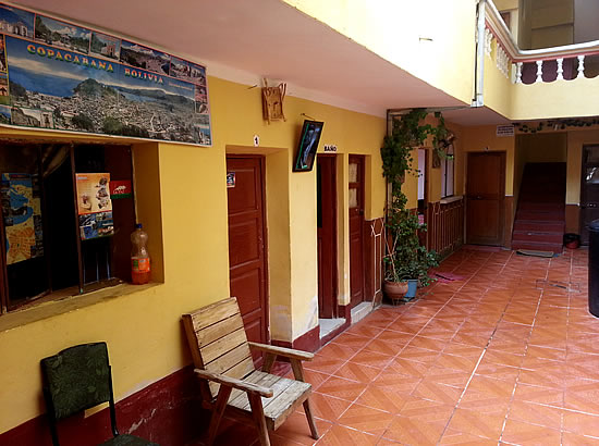 HOSTAL WAYRA 0