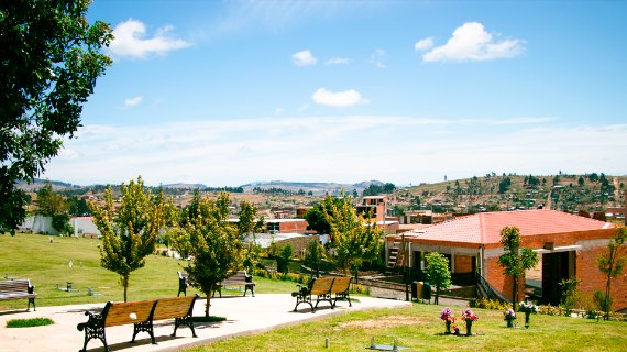 LOS JARDINES CAMPOSANTO