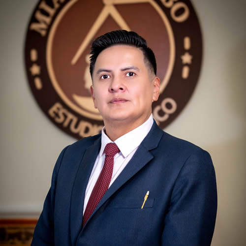 Abg. Msc. Gonzalo Zambrana Q