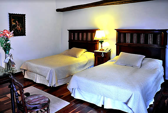 PARADOR SANTA MARIA LA REAL * * * * * 3