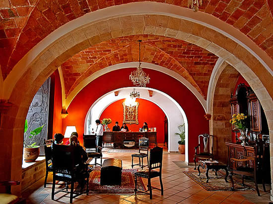 PARADOR SANTA MARIA LA REAL * * * * * 4