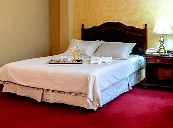 EL REY PALACE HOTEL * * * * * 4