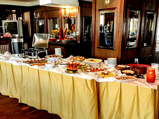 EL REY PALACE HOTEL * * * * * 3