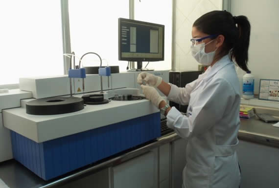 LABORATORIO CLINICO – TEST CENTER 1