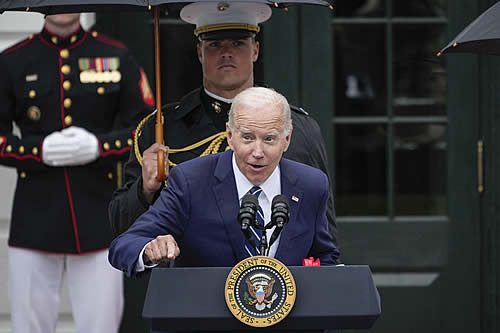 "Asufutimaehaehfutbw": Joe Biden describe a EE.UU. en una palabra