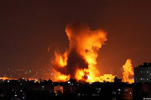Milicias palestinas lanzan cohetes a Israel en respuesta a bombardeos 