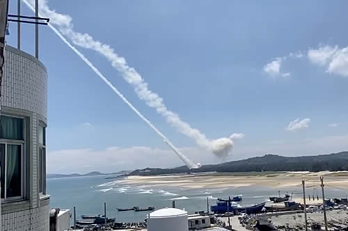 Publican videos del supuesto lanzamiento de misiles hacia Taiwán en medio de los simulacros chinos 