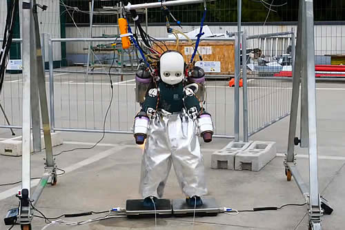 Así es iRonCub, un robot volador tipo Iron Man diseñado para facilitar las tareas de emergencia durante desastres naturales 