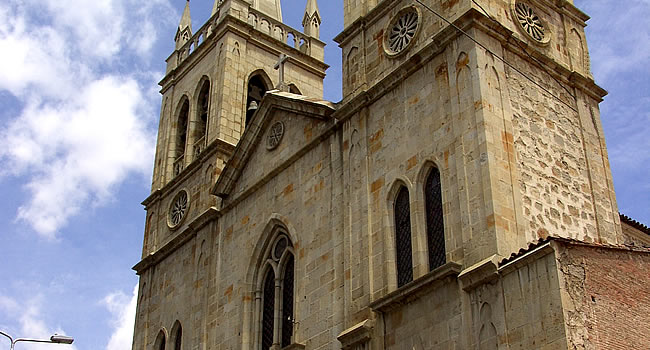 Iglesia San Sebastian | Atractivos | boliviaentusmanos