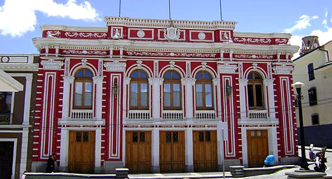 Teatro municipal Alberto Saavedra Perez