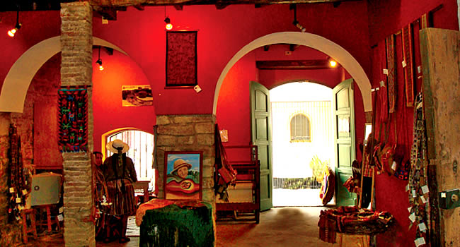 Exposición de arte Textil Andino